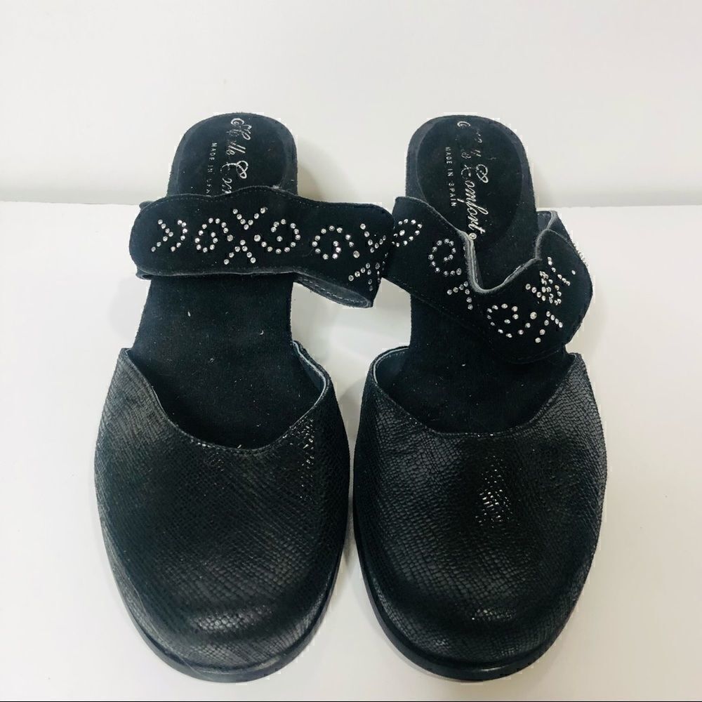 Helle Comfort Black Leather Rhinestone Strap Mule Heels